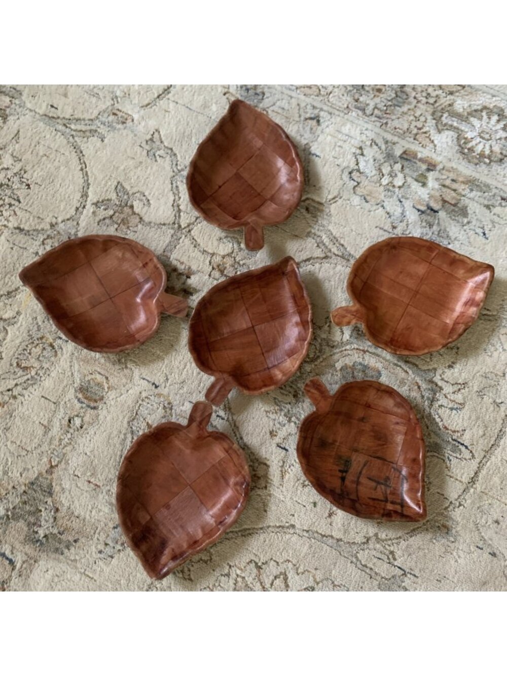 Set of 6 Pressed Laminated Parquet Wood Apple Leaf-Shaped Snack Bowls – Unmarked